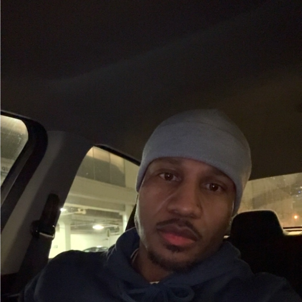 Meet your Posher, T-roy